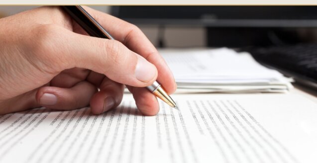 Dovanoti ar sudaryti testamentą: ką verta žinoti turtą perduodant šeimos nariams